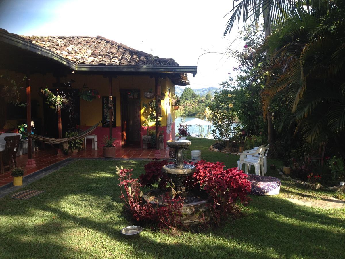 Casa Finca Tipica The Lake Hotel Guatapé Extérieur photo